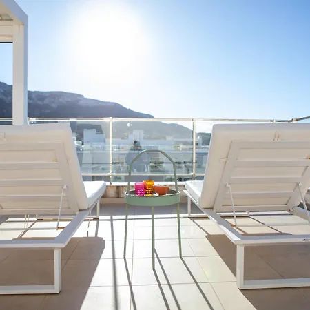 Atico Buen Vivir Con Gran Terraza Y Vistas Espectaculares En Marina Real Ii By Family Homes 公寓