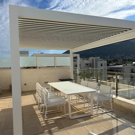 Apartmán Atico Buen Vivir Con Gran Terraza Y Vistas Espectaculares En Marina Real Ii By Family Homes Denia