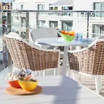 Atico Buen Vivir Con Gran Terraza Y Vistas Espectaculares En Marina Real Ii By Family Homes Apartment *
